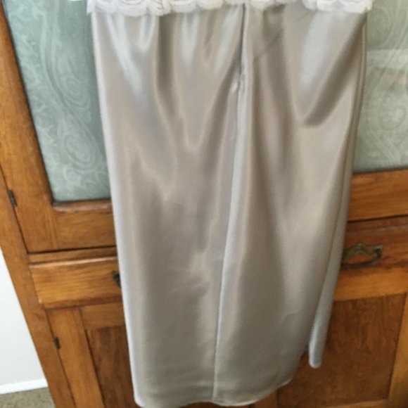 Bridal MOB Dress Silver Satin White Lace V-neck Dress Size 10 Medium - Picture 3 of 16